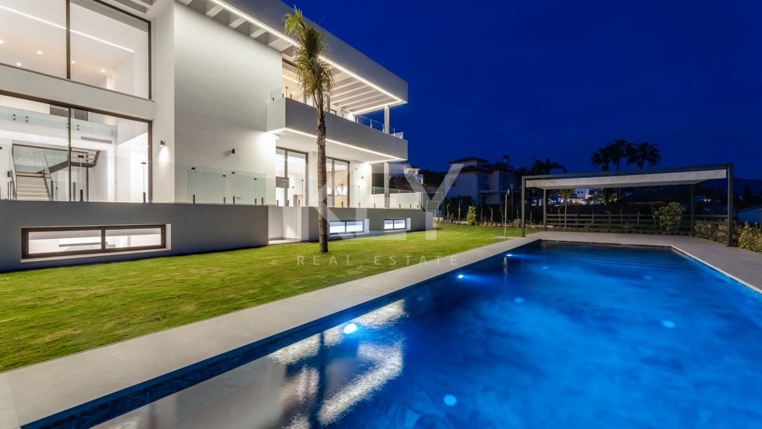 Villa moderna de lujo en Paraiso Alto, Benahavís