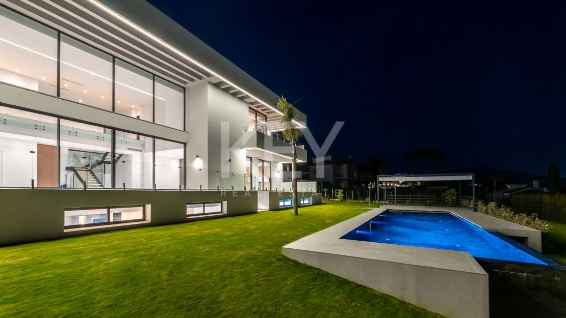 Villa moderna de lujo en Paraiso Alto, Benahavís
