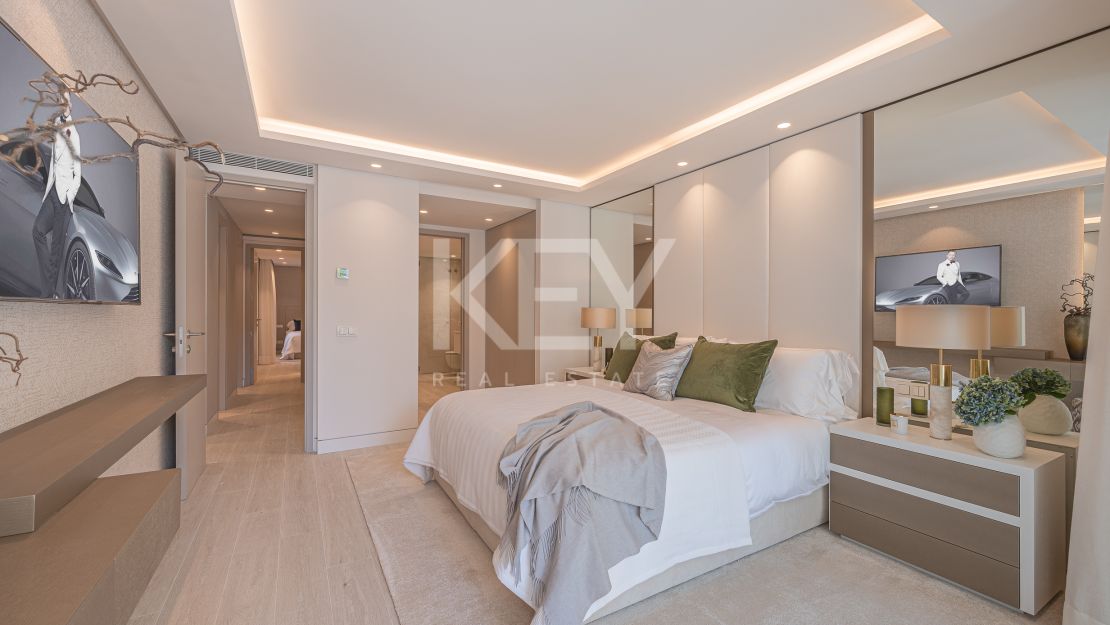 Lujoso apartamento en planta baja de 3 dormitorios en Puente Romano Resort con vistas al entorno idílico