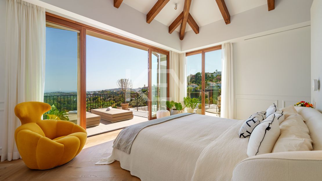 Villa moderna con vistas al mar y comodidades de bienestar en The Hills, La Quinta