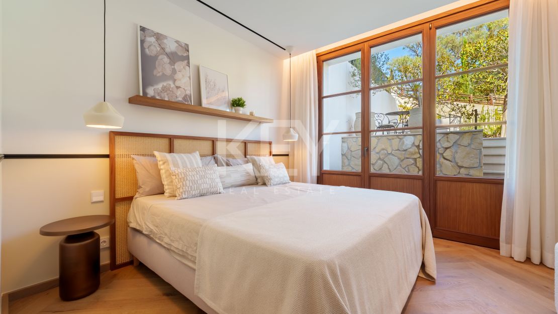 Villa moderna con vistas al mar y comodidades de bienestar en The Hills, La Quinta