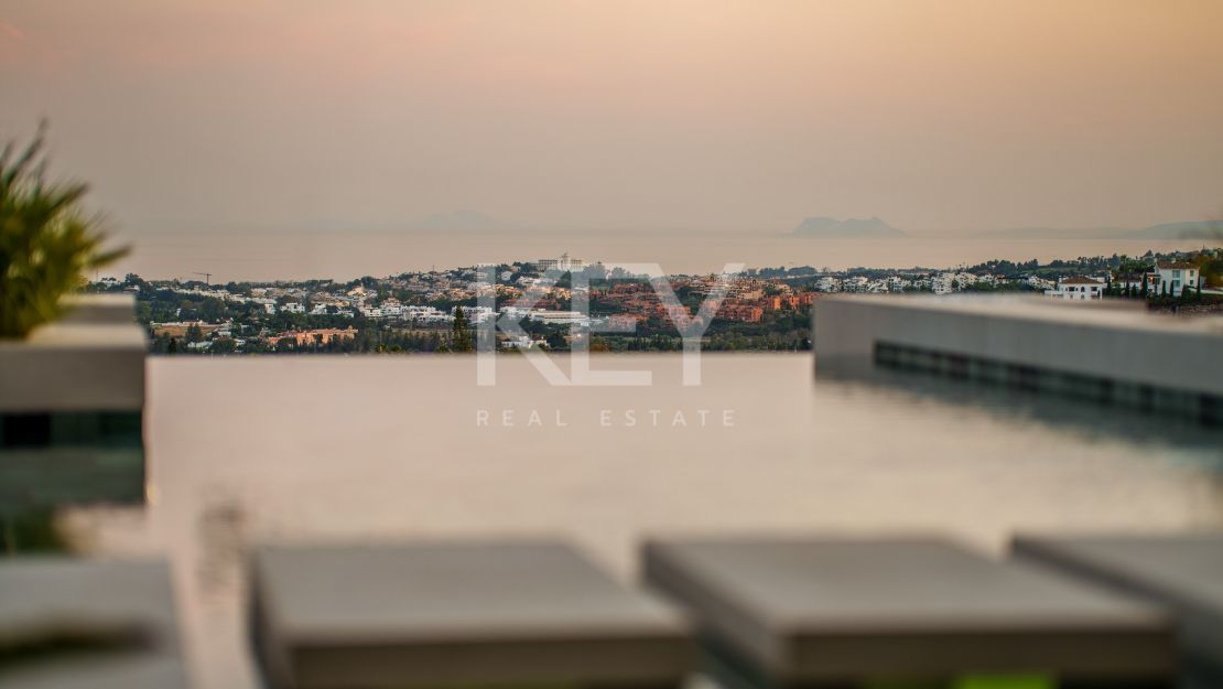 Villa moderna con vistas al mar y comodidades de bienestar en The Hills, La Quinta