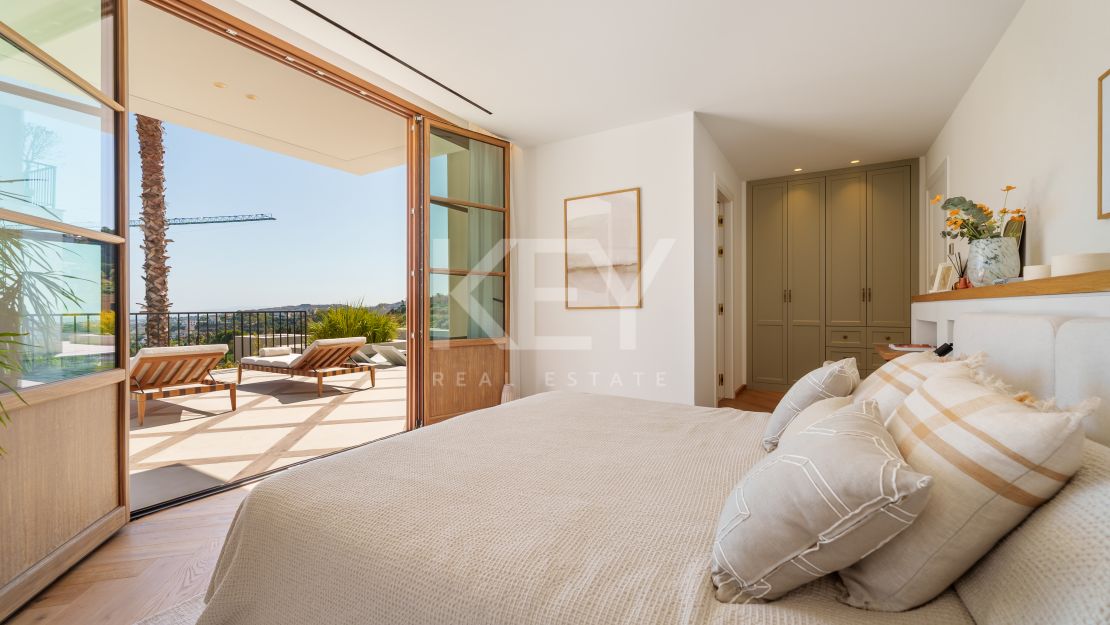 Villa moderna con vistas al mar y comodidades de bienestar en The Hills, La Quinta