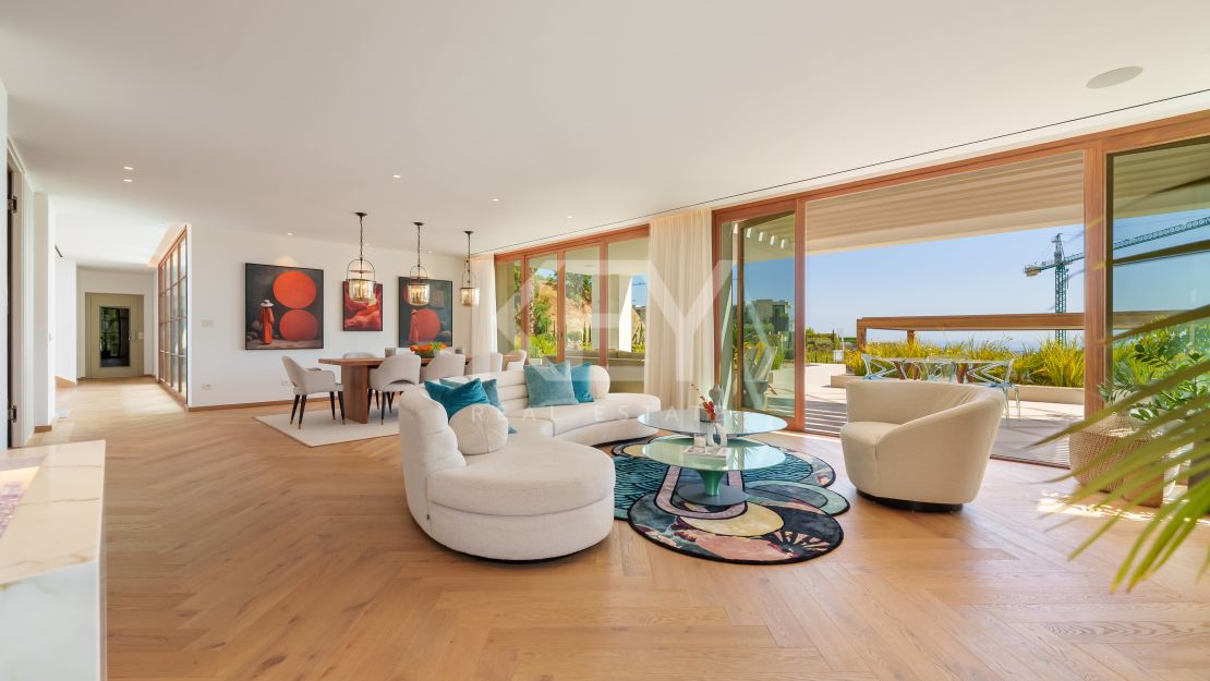 Villa moderna con vistas al mar y comodidades de bienestar en The Hills, La Quinta