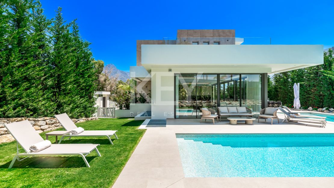 Amplia y cómoda villa a estrenar en venta en La Cerquilla, Nueva Andalucia, Marbella