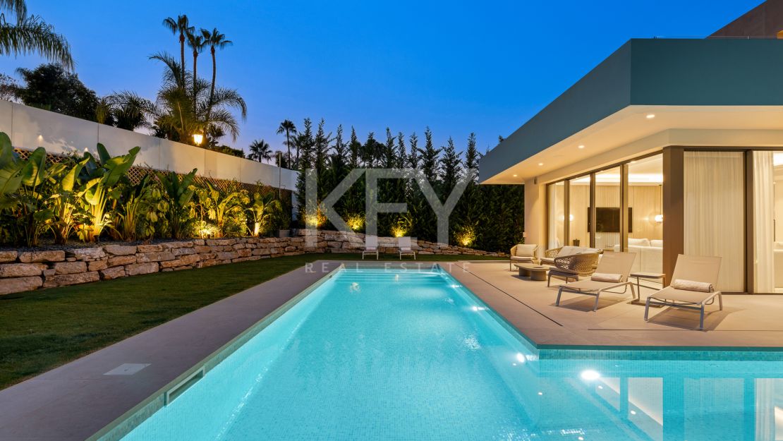 Amplia y cómoda villa a estrenar en venta en La Cerquilla, Nueva Andalucia, Marbella