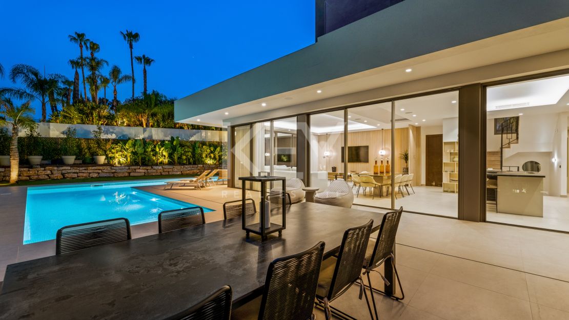 Amplia y cómoda villa a estrenar en venta en La Cerquilla, Nueva Andalucia, Marbella