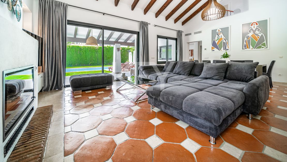 Charming villa for long term rent in El Campanario