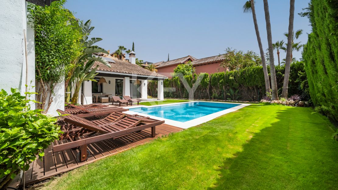 Charming villa for long term rent in El Campanario