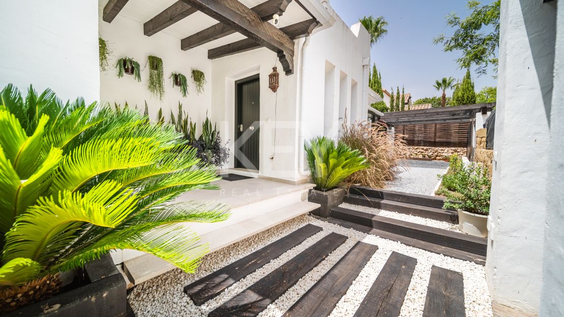 Charming villa for long term rent in El Campanario