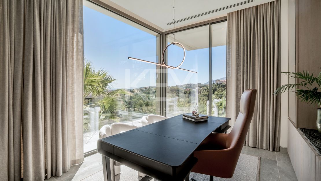 Lujosa y espectacular villa con SPA privado en La Quinta, Benahavís