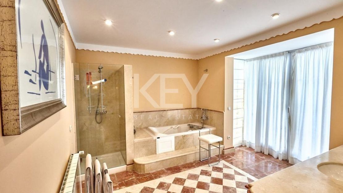 Grandiose Andalusian style villa for sale in Casasola, Estepona