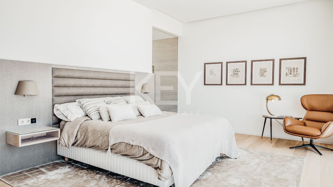 Lujosa Villa en Venta en Marbella Club Golf Resort con Impresionantes Vistas Panorámicas