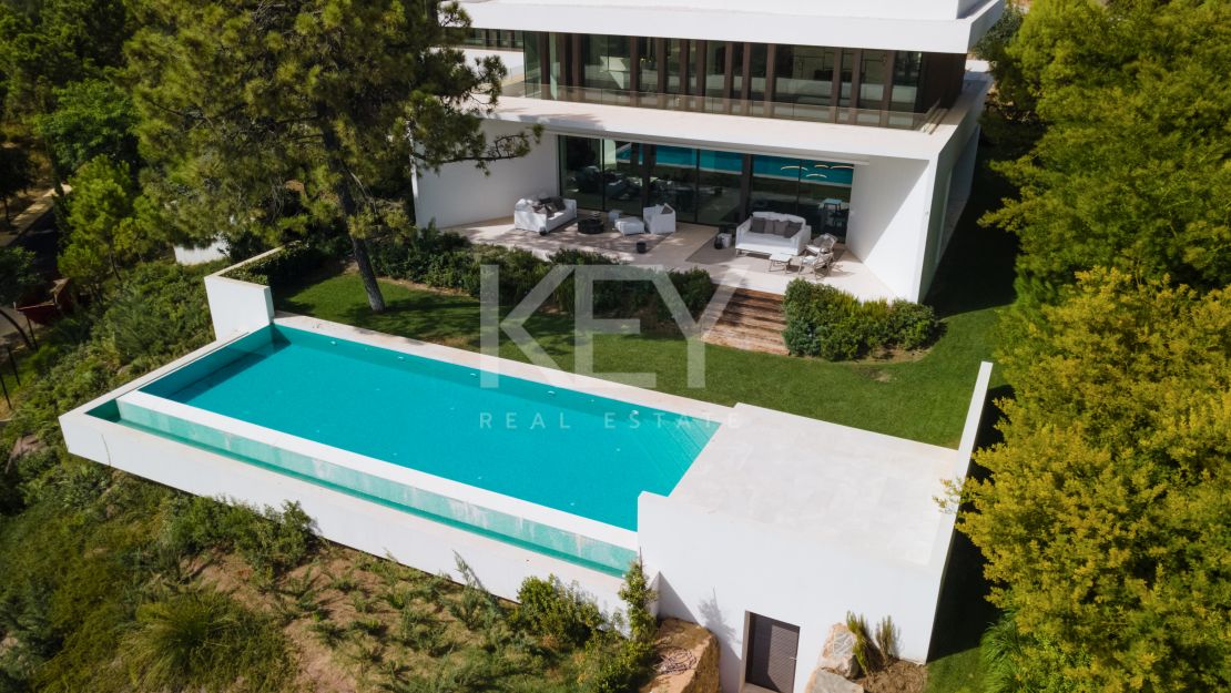 Impresionante villa moderna a estrenar en venta en La Reserva del Alcuzcuz, Benahavis