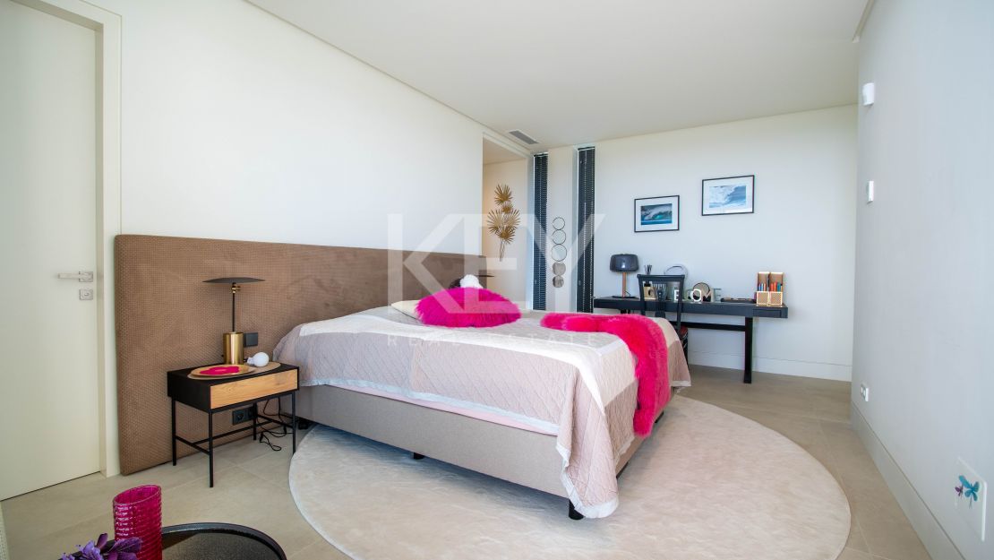 Villa contemporánea de lujo con vistas panorámicas en venta en La Alqueria, Benahavis
