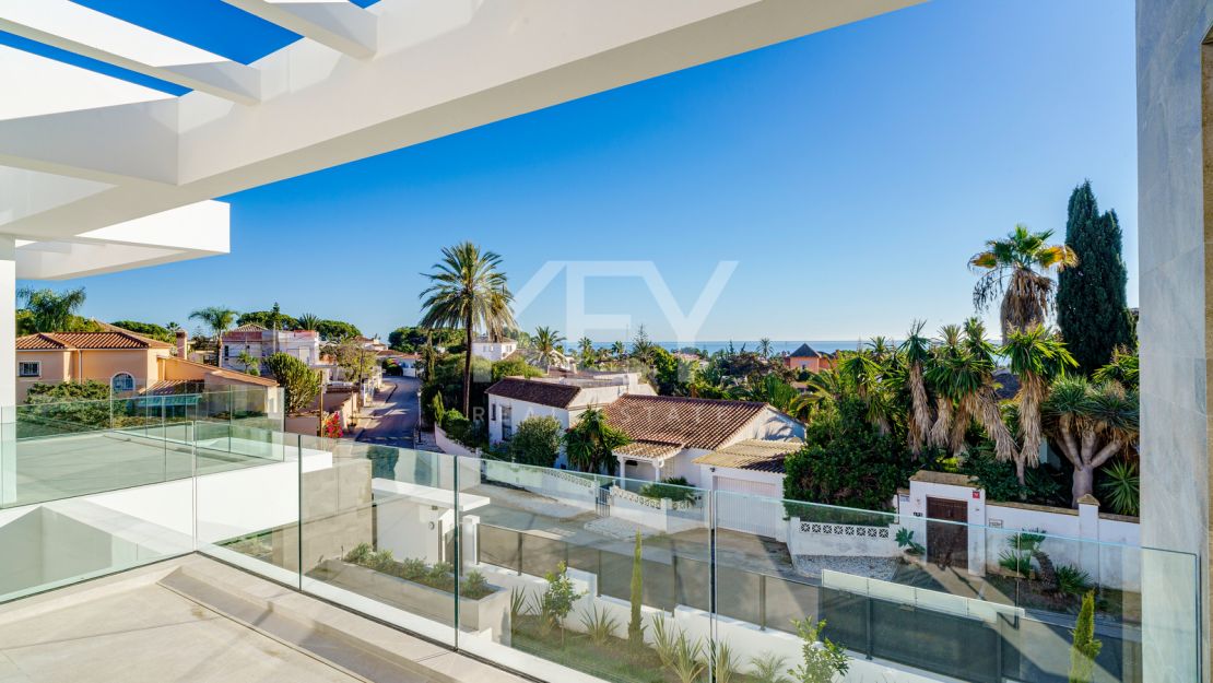 Fabulosa Villa en Venta en Marbesa, Elvira Cerca de la Playa