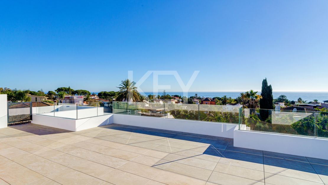 Fabulosa Villa en Venta en Marbesa, Elvira Cerca de la Playa