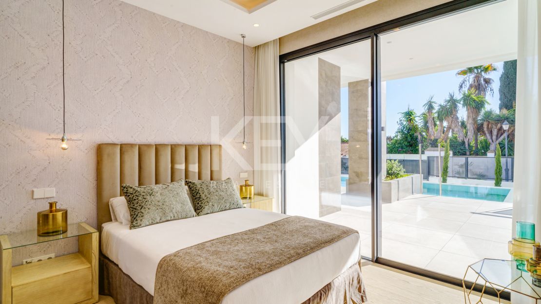 Fabulosa Villa en Venta en Marbesa, Elvira Cerca de la Playa