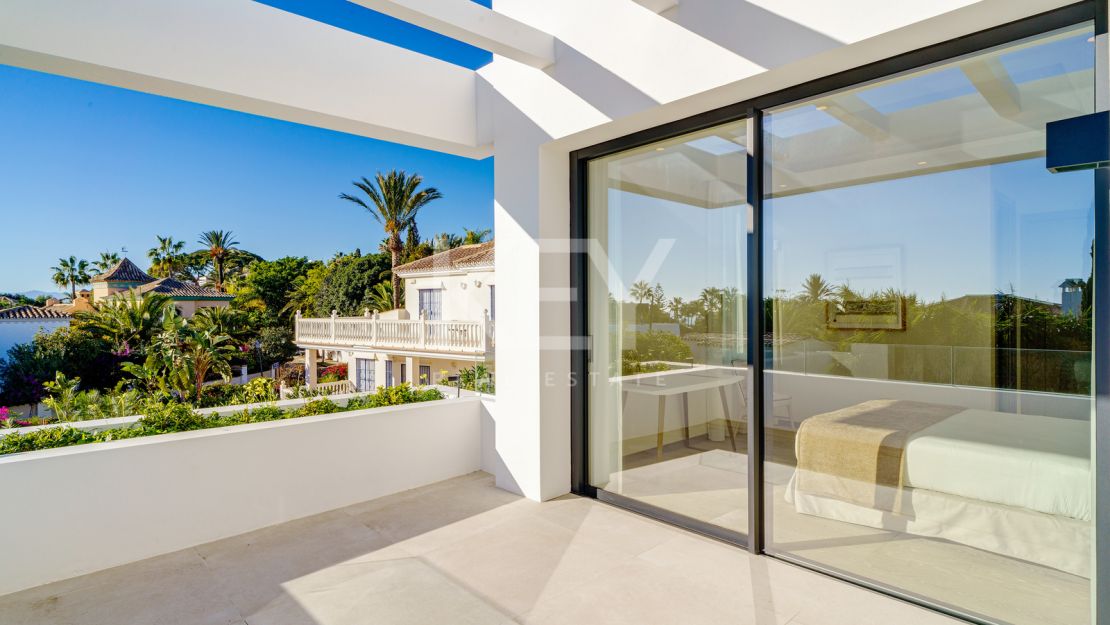 Fabulosa Villa en Venta en Marbesa, Elvira Cerca de la Playa