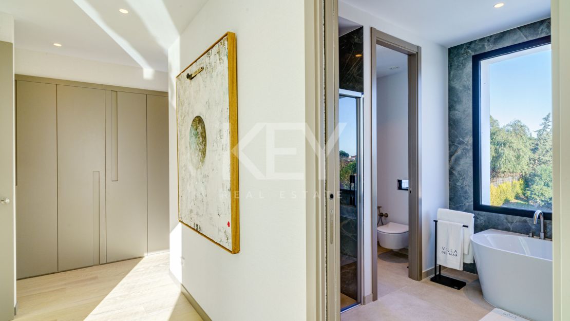 Fabulosa Villa en Venta en Marbesa, Elvira Cerca de la Playa