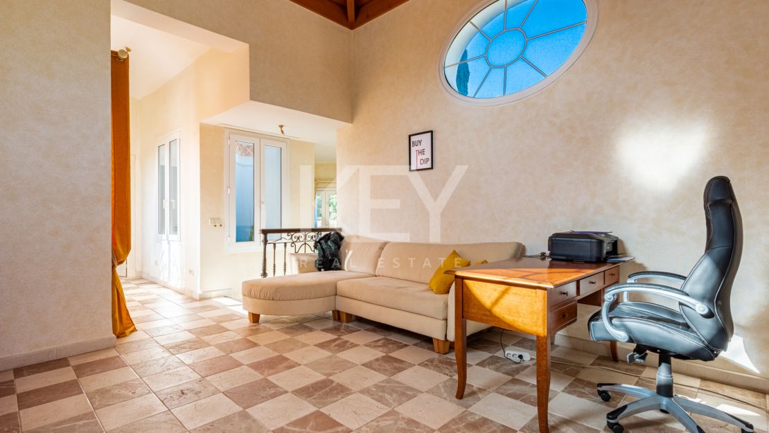 Luxurious villa for sale on the Golden Mile, Marbella