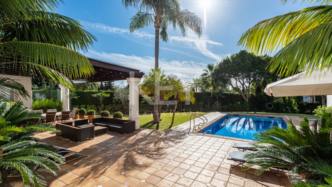 Luxurious villa for sale on the Golden Mile, Marbella