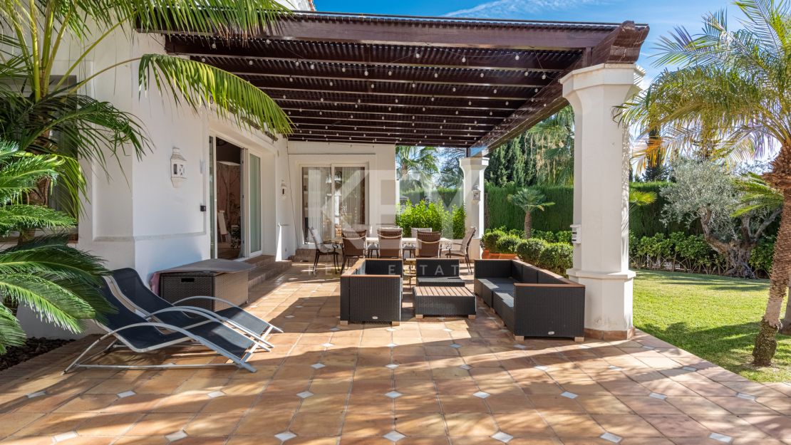 Luxurious villa for sale on the Golden Mile, Marbella