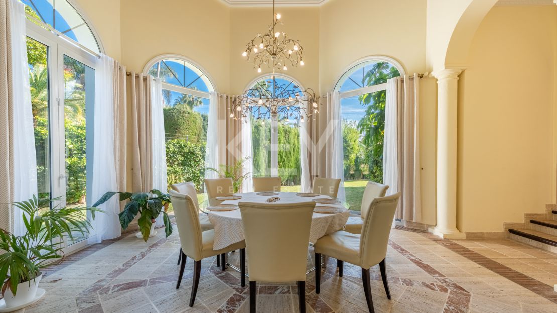 Luxurious villa for sale on the Golden Mile, Marbella