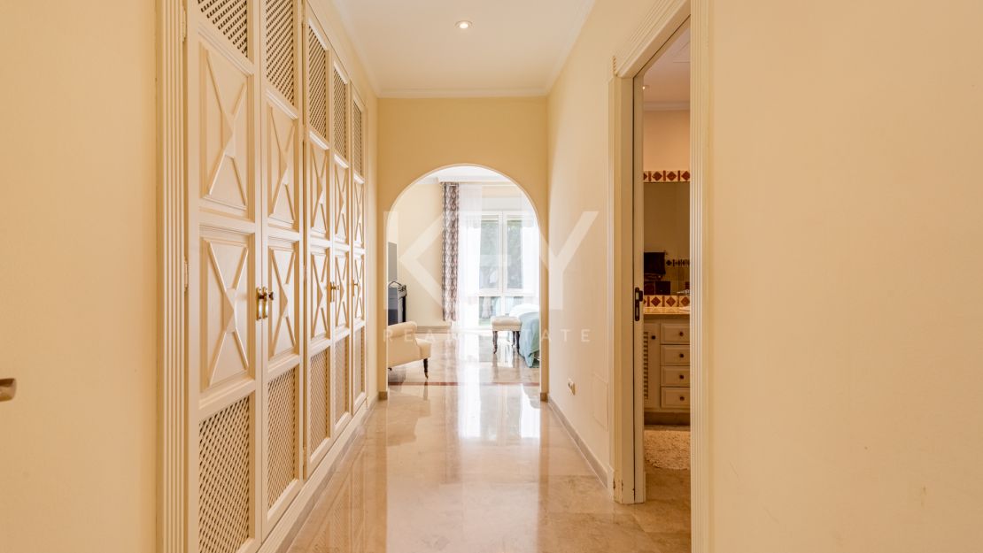 Luxurious villa for sale on the Golden Mile, Marbella