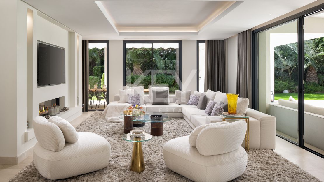 Beachside villa for sale in Marbesa, Marbella