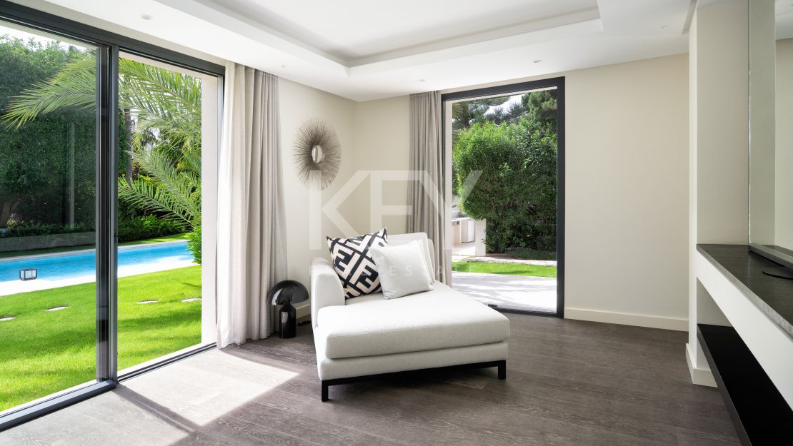 Beachside villa for sale in Marbesa, Marbella