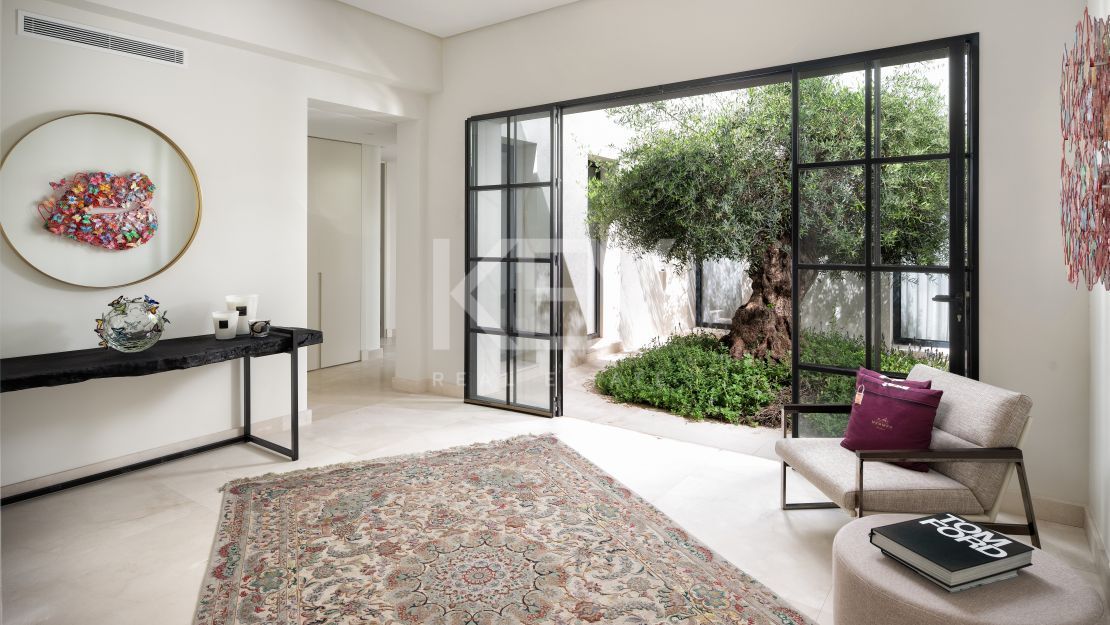 Beachside villa for sale in Marbesa, Marbella