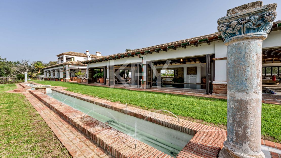 Stunning villa for sale in La Mairena, Marbella East, Marbella