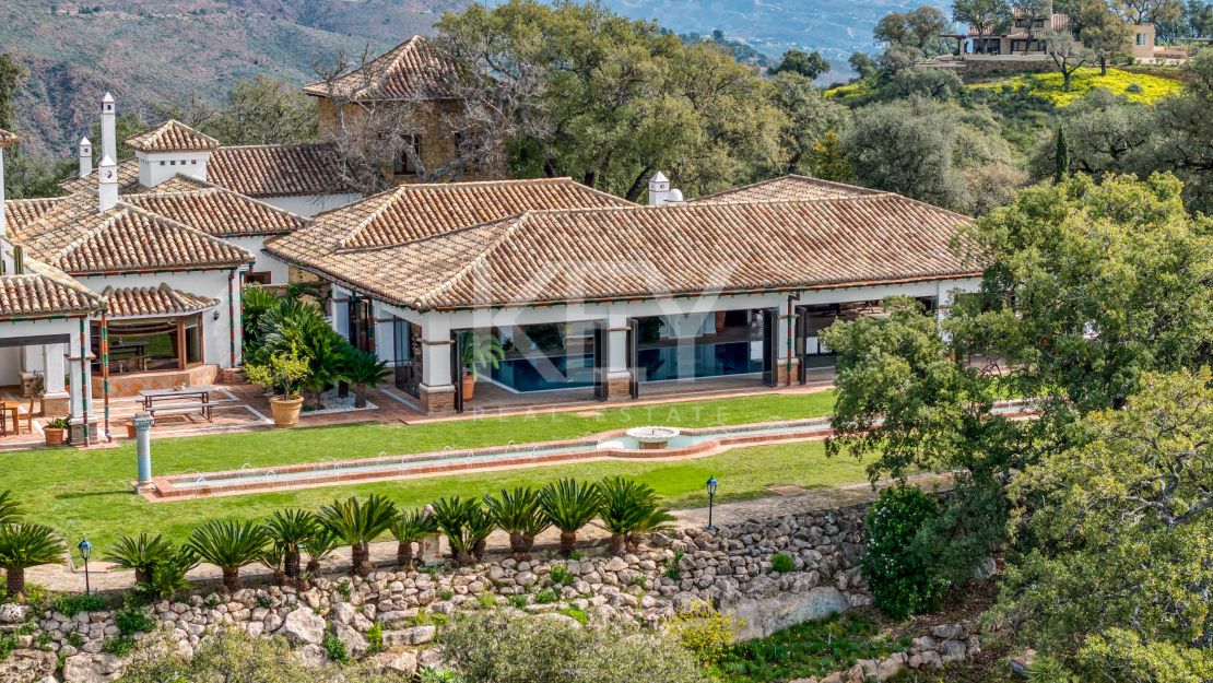 Stunning villa for sale in La Mairena, Marbella East, Marbella