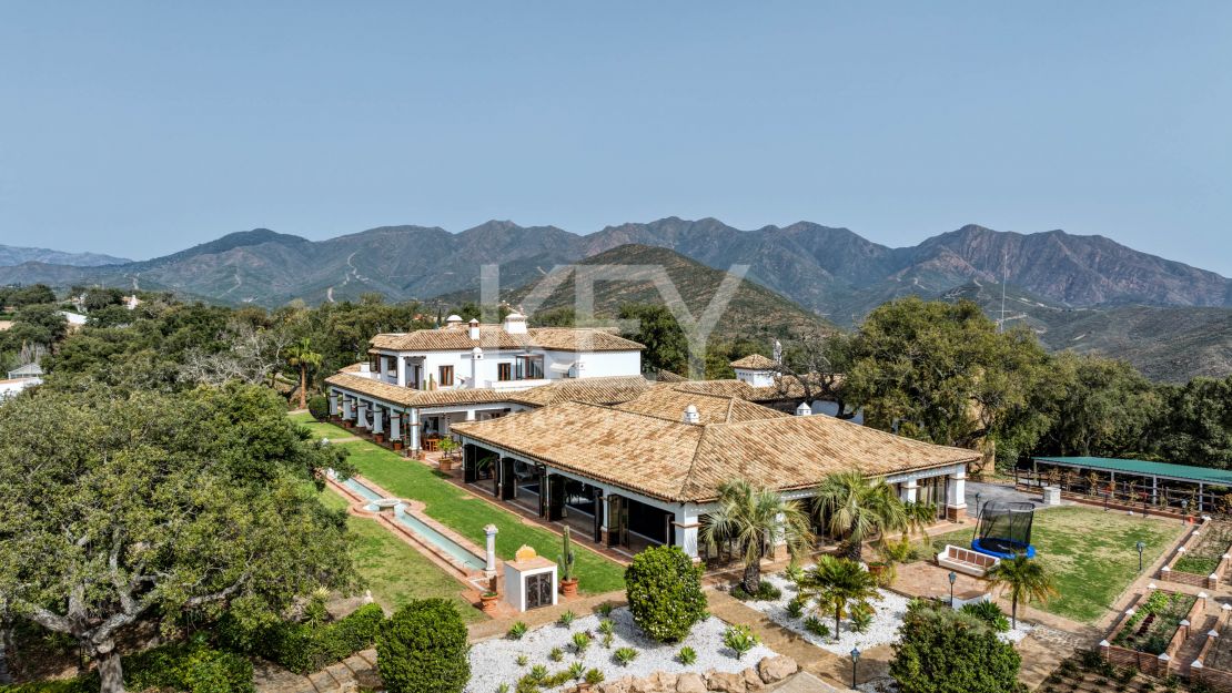 Stunning villa for sale in La Mairena, Marbella East, Marbella