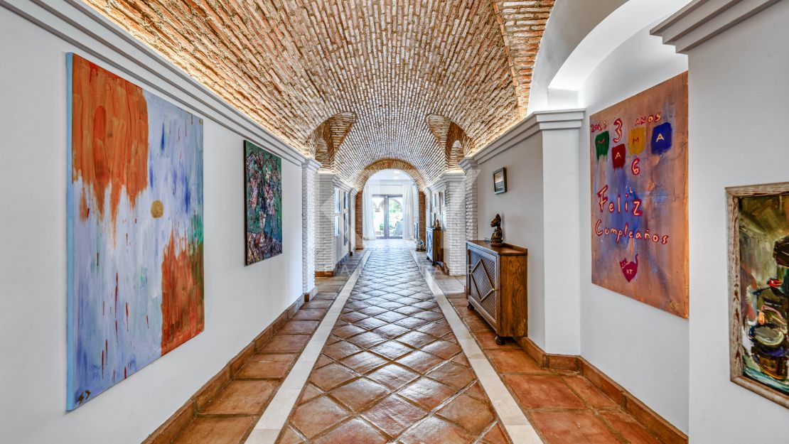 Stunning villa for sale in La Mairena, Marbella East, Marbella