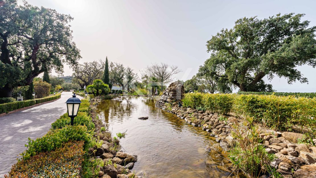 Stunning villa for sale in La Mairena, Marbella East, Marbella