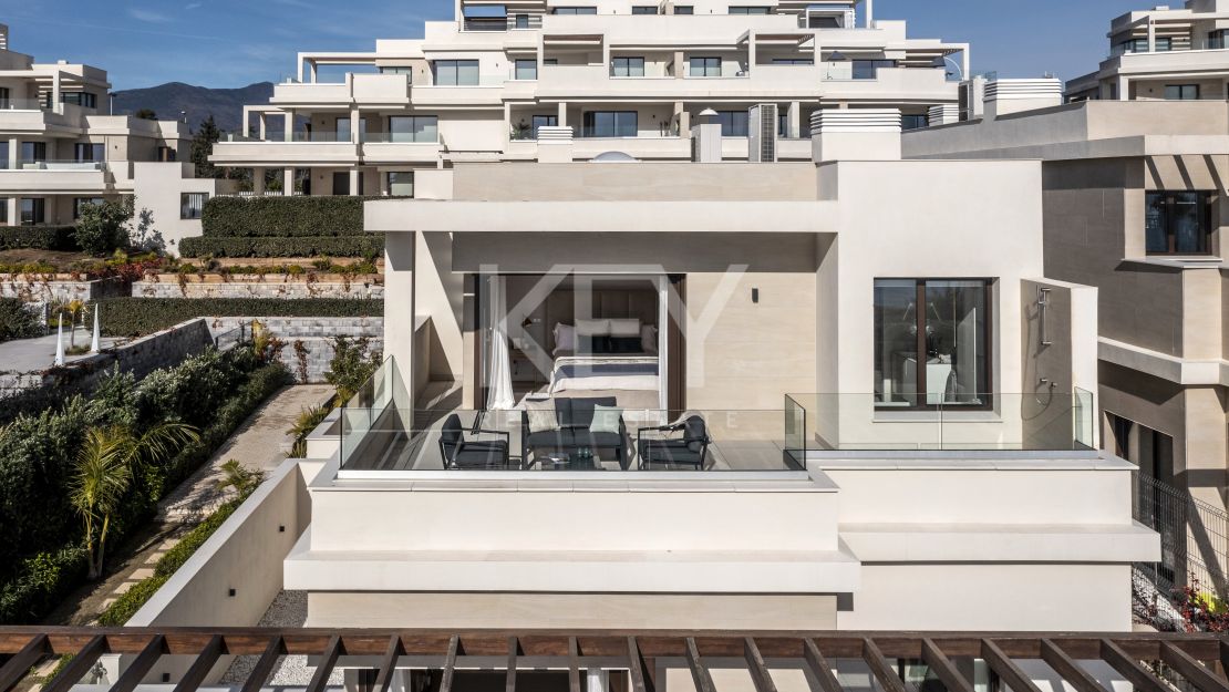 Frontline beach villa for sale on the New Golden Mile Estepona