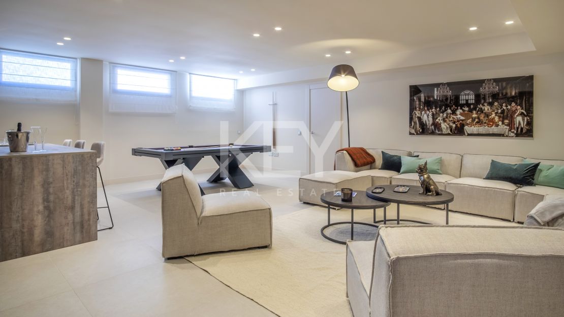 Frontline beach villa for sale on the New Golden Mile Estepona