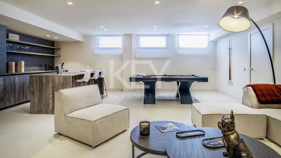 Frontline beach villa for sale on the New Golden Mile Estepona