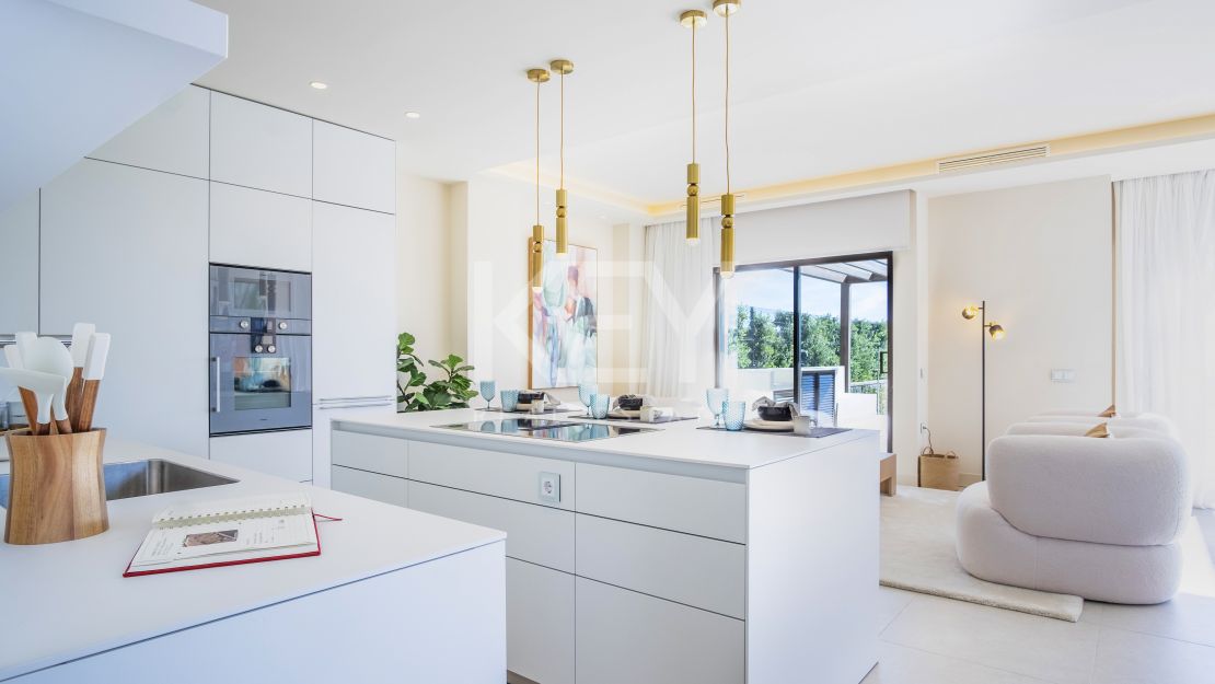 Frontline beach villa for sale on the New Golden Mile Estepona