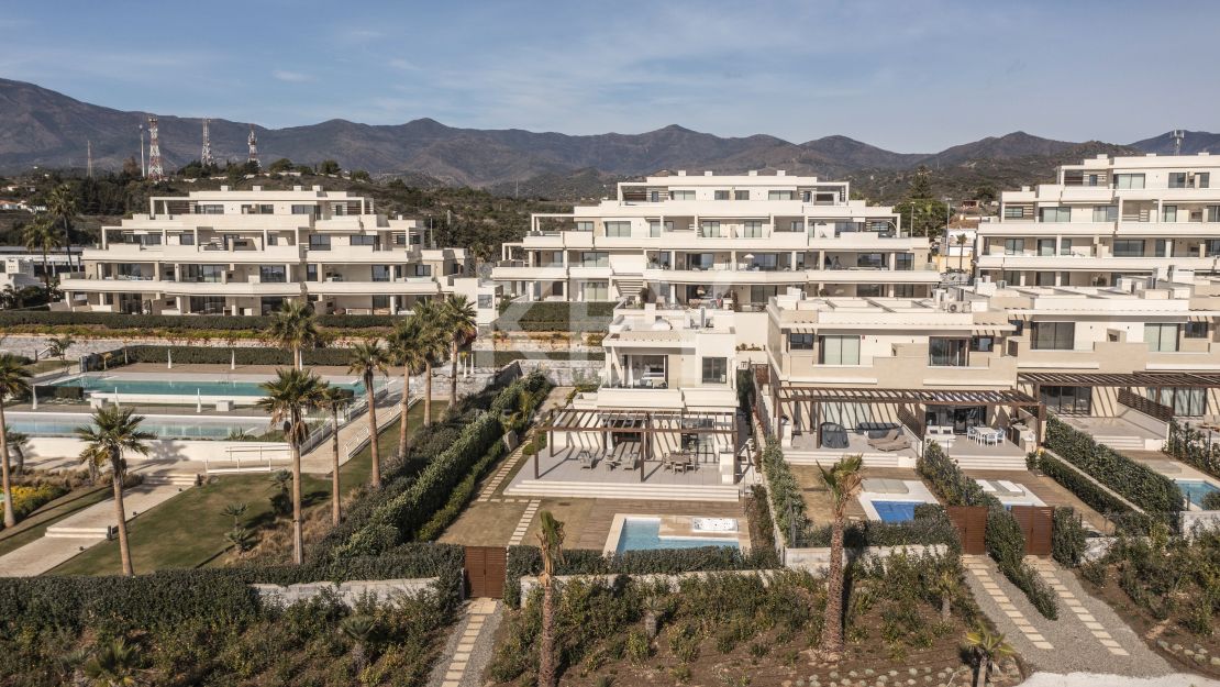 Frontline beach villa for sale on the New Golden Mile Estepona