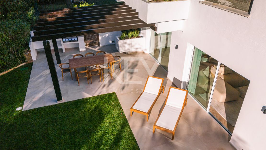 Unique ground floor apartment for sale on the iconic Golden Mile, Marbella