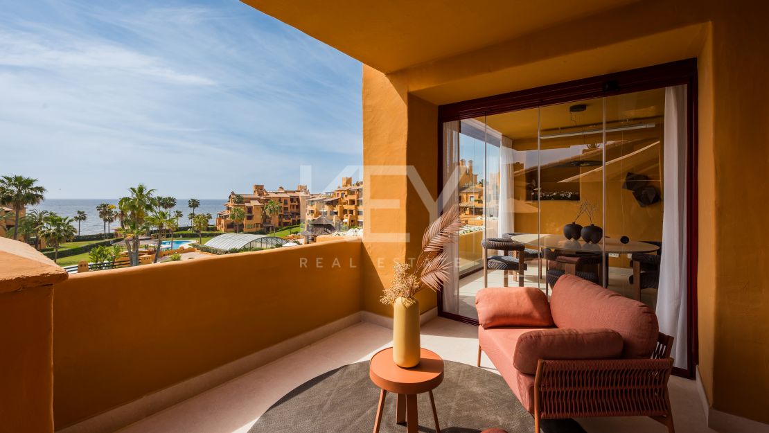 Beachside apartment for sale on the New Golden Mile, Estepona