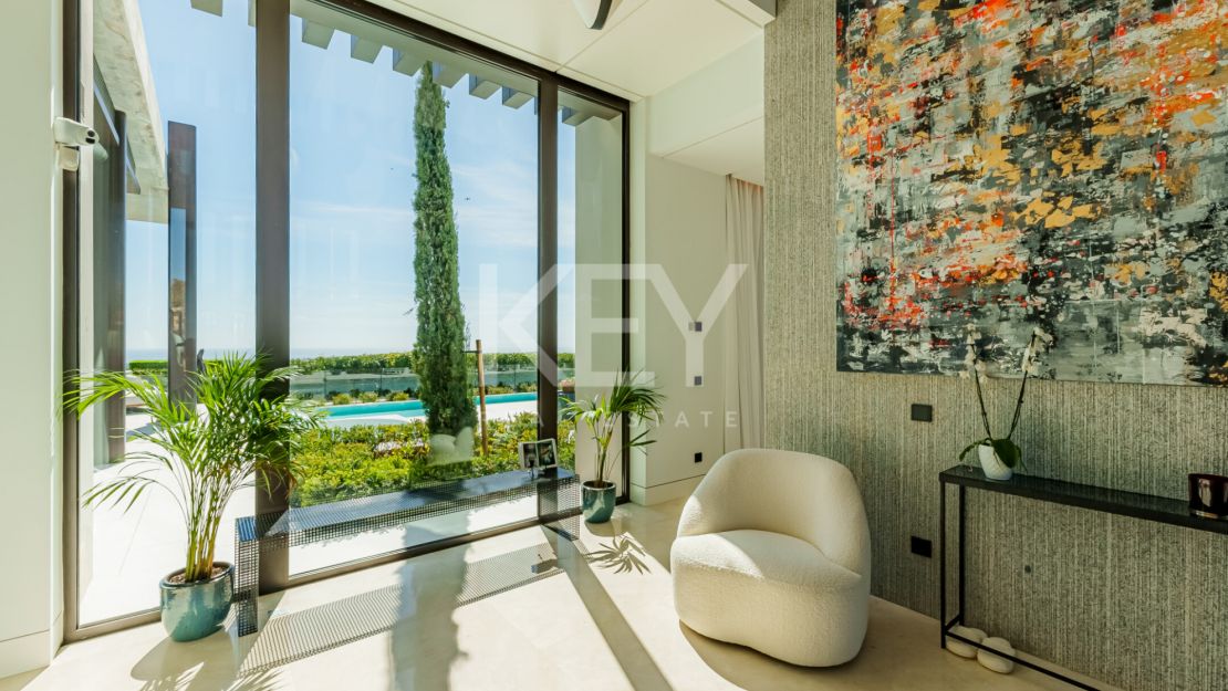 Extraordinary 8-bedroom villa with panoramic sea views in La Quinta