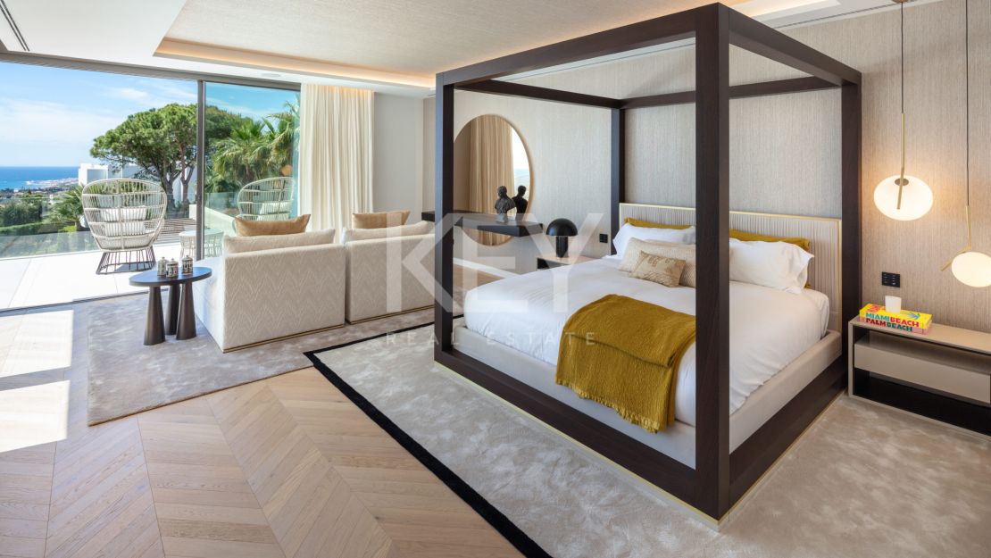 Una verdadera villa de lujo está a la venta en la icónica Sierra Blanca, la Milla de Oro, Marbella