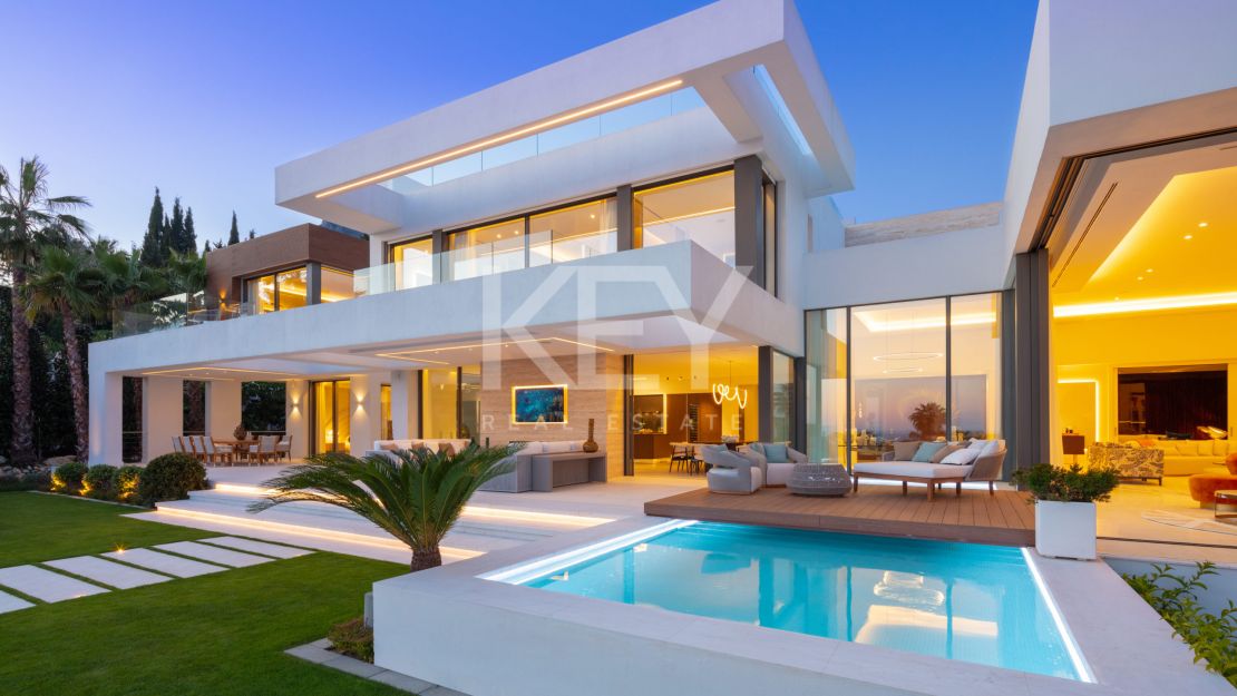 Una verdadera villa de lujo está a la venta en la icónica Sierra Blanca, la Milla de Oro, Marbella