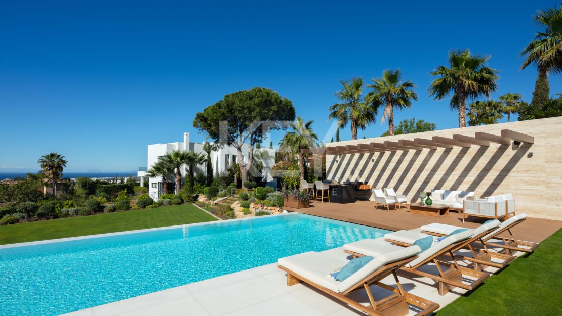 Una verdadera villa de lujo está a la venta en la icónica Sierra Blanca, la Milla de Oro, Marbella