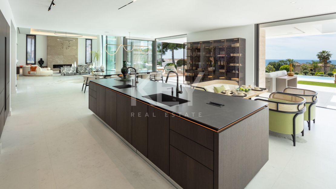 Una verdadera villa de lujo está a la venta en la icónica Sierra Blanca, la Milla de Oro, Marbella