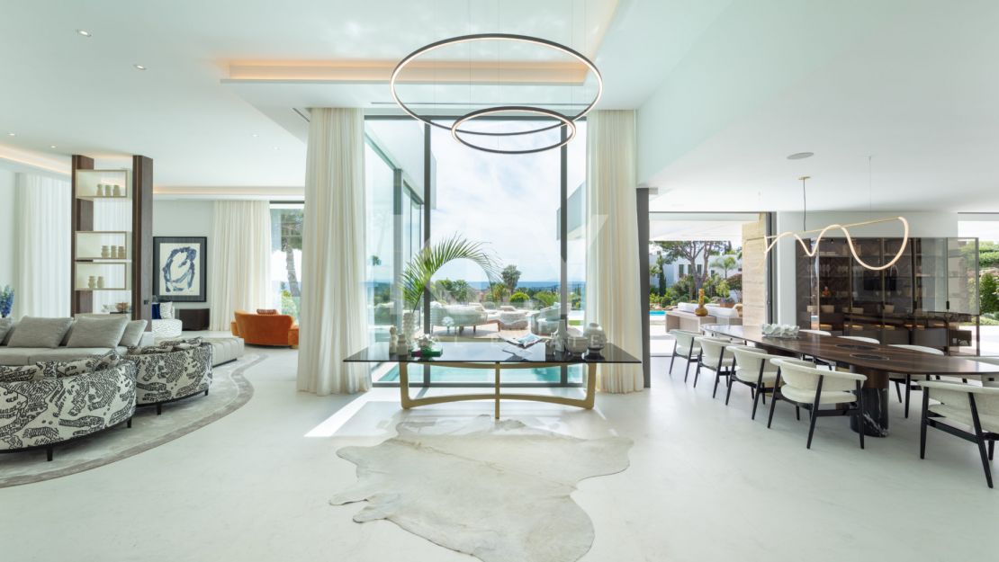 Una verdadera villa de lujo está a la venta en la icónica Sierra Blanca, la Milla de Oro, Marbella